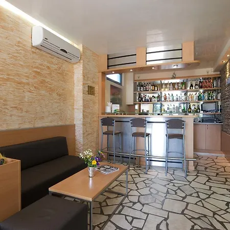 H-l Paloma - In The Center Of The Hotel 3*