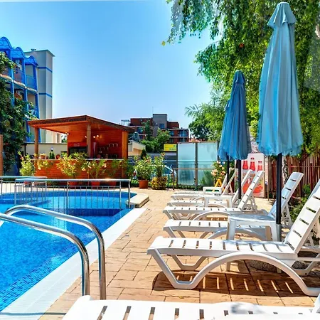 Paloma Hotel 3*