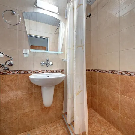Paloma Hotel 3*