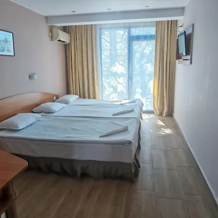 H-l Paloma - In The Center Of The 3* Slăntjev Brjag