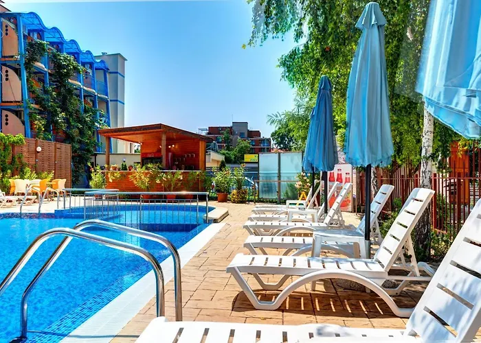 Paloma - In The Center Of The Хотел 3*