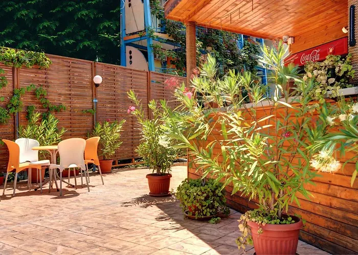 Paloma - In The Center Of The Хотел